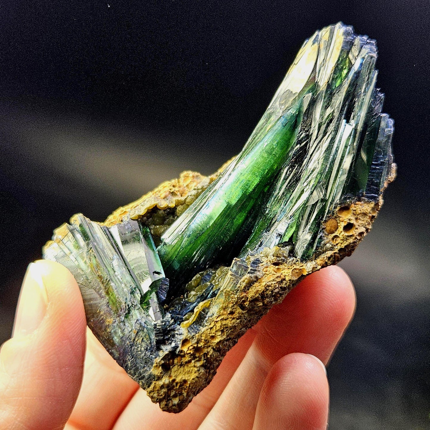 Vivianite Crystal Cluster 75.78g, Vivianite Specimen, Raw Blue