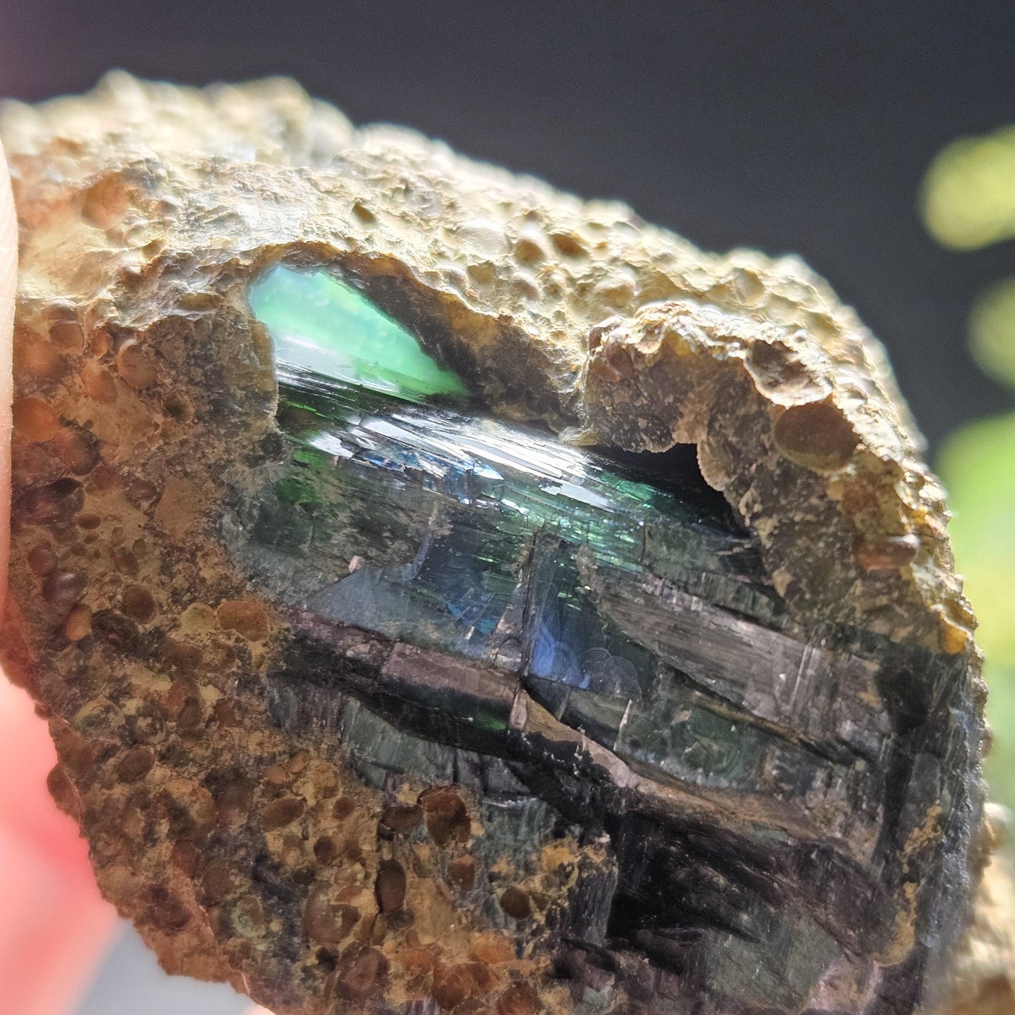 Vivianite Crystal Cluster with Rainbow Inclusions 137g, Vivianite Specimen, Raw Blue