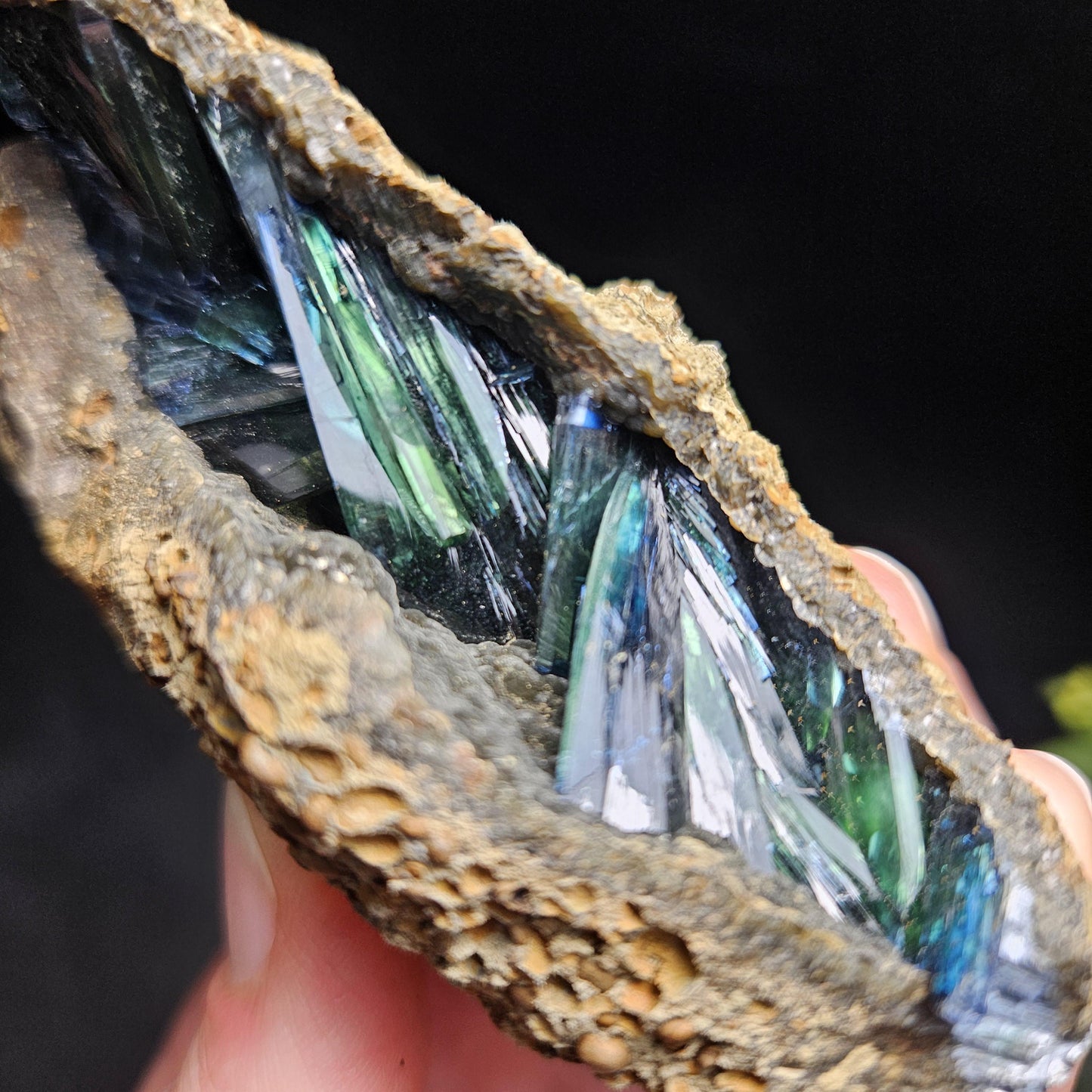Vivianite Crystal Cluster 192g, Vivianite Specimen, Raw Blue