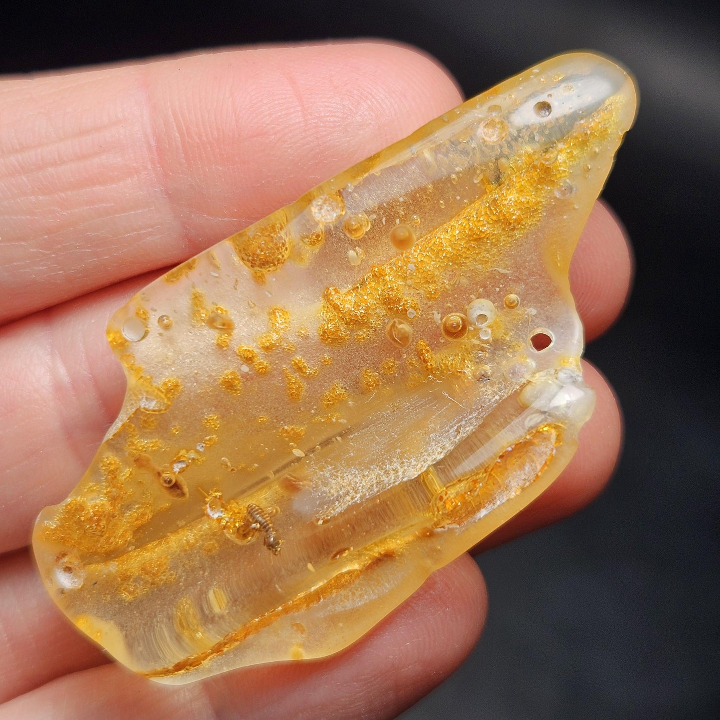 Enhydro Amber with MOVING Bubbles, 6.57g
