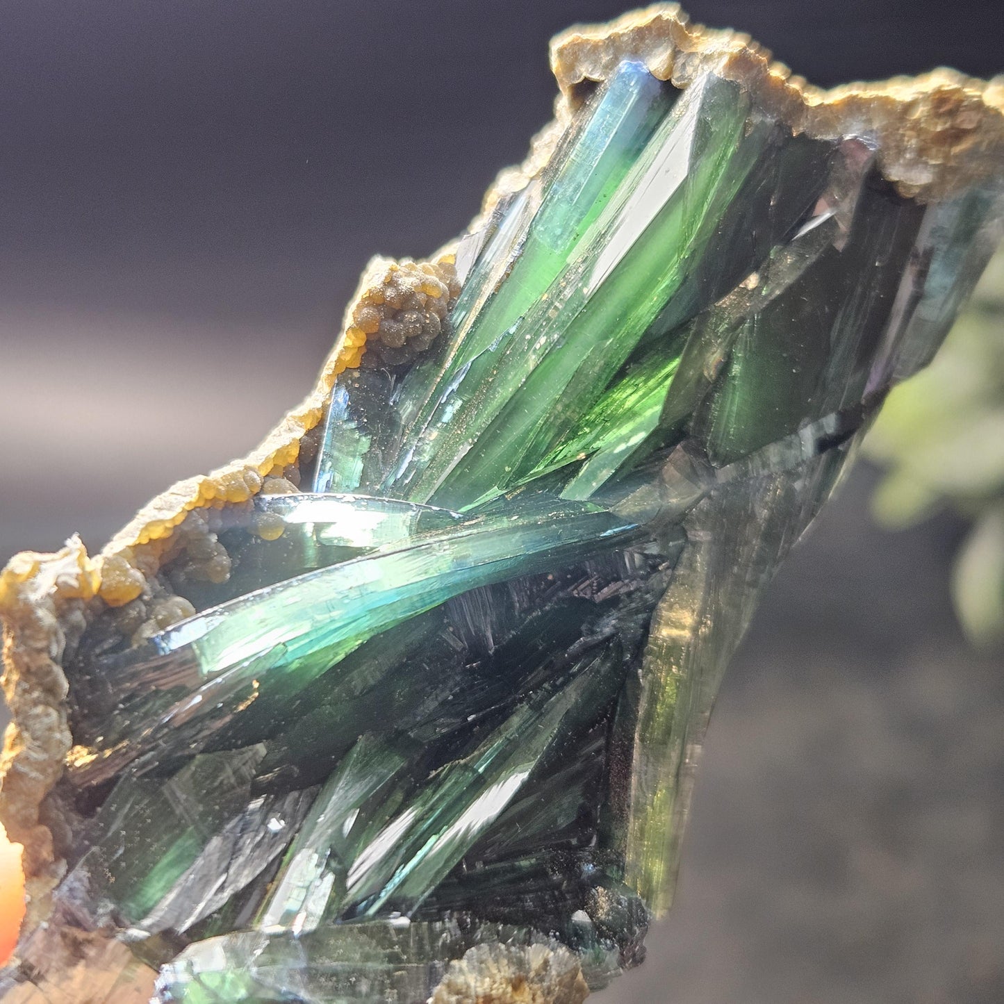 Vivianite Crystal Cluster 90.55g, Vivianite Specimen, Raw Blue