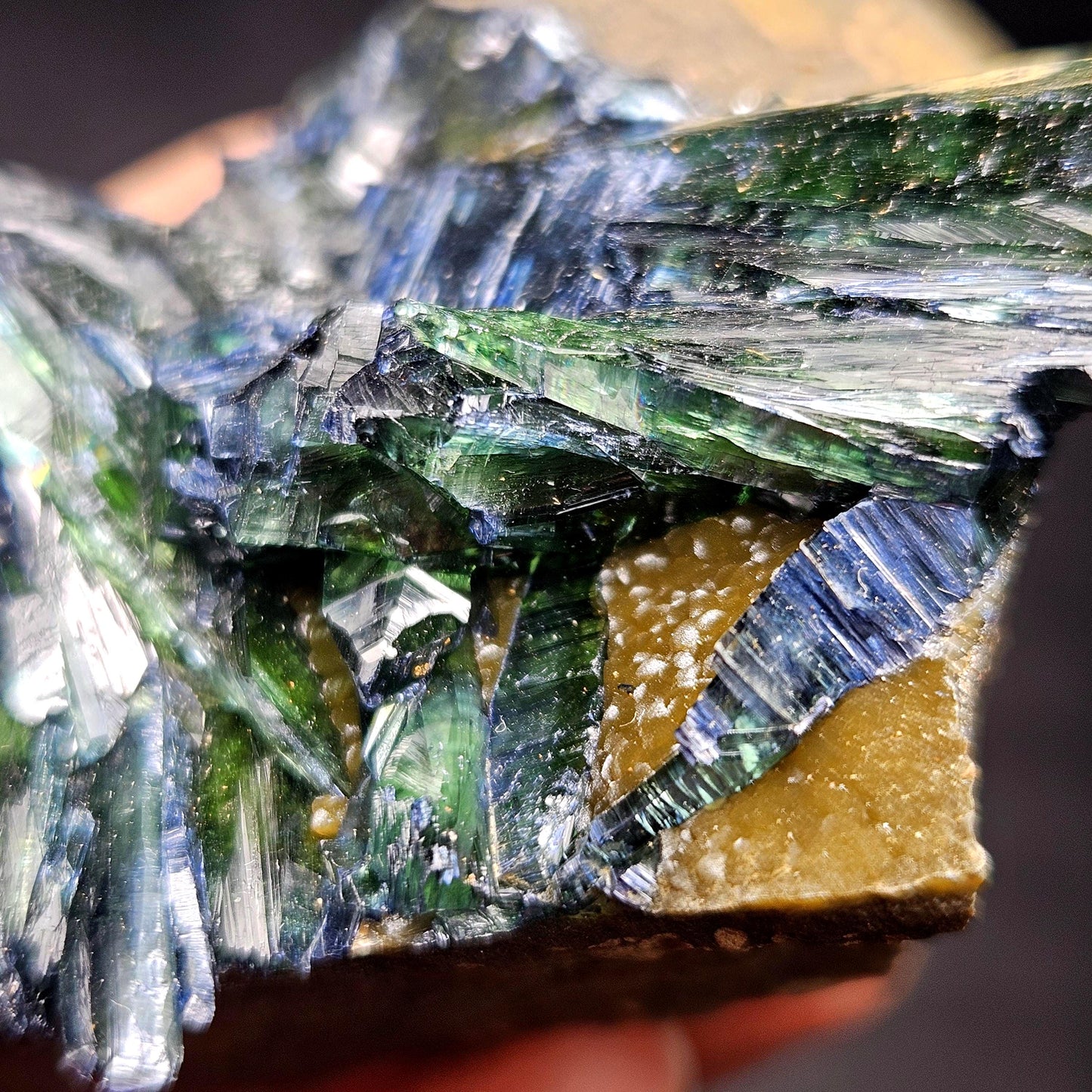 Vivianite Crystal Cluster 126.53g, Vivianite Specimen, Raw Blue