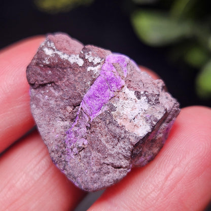 Raw Fibrous Sugilite Specimen 8.11g, Sugilite Crystal from South Africa