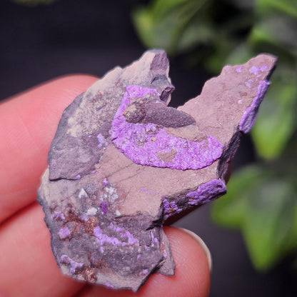 Fibrous Sugilite Crystal Specimen 5.97g, Raw Purple Sugilite Crystal from South Africa