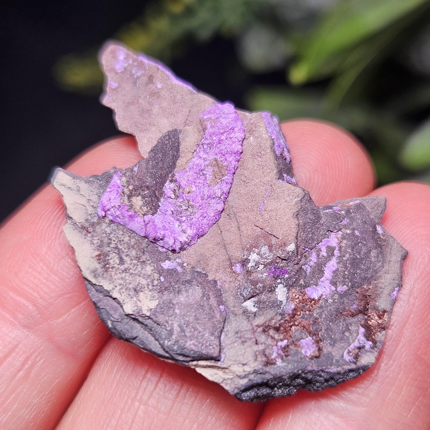 Fibrous Sugilite Crystal Specimen 5.97g, Raw Purple Sugilite Crystal from South Africa