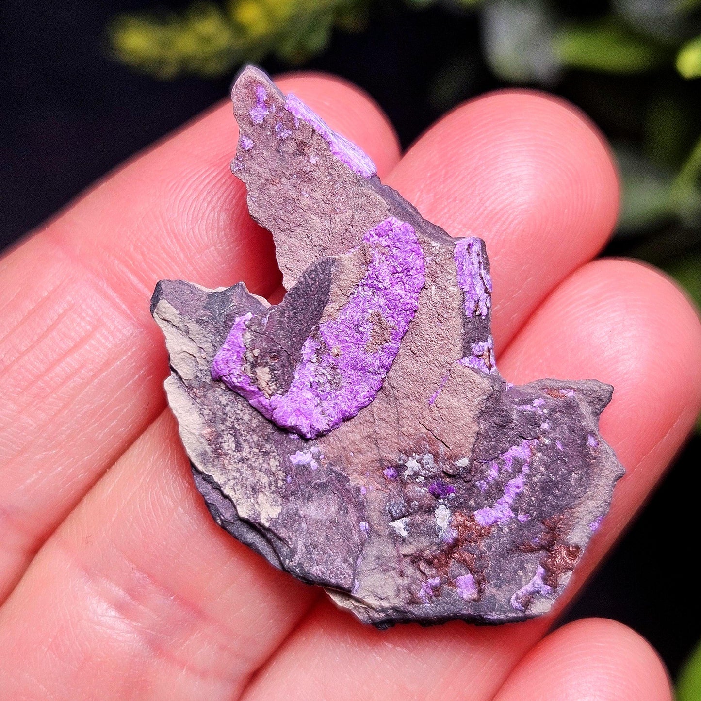 Fibrous Sugilite Crystal Specimen 5.97g, Raw Purple Sugilite Crystal from South Africa