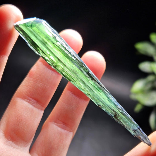 AAA Vivianite Crystal Specimen 8.94g, Terminated Vivianite Crystal, Raw Blue