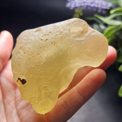 HUGE Libyan Desert Glass Specimen 147.33g