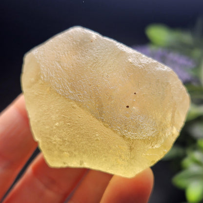 Libyan Desert Glass Specimen 74.66g, Cristobalite Inclusions