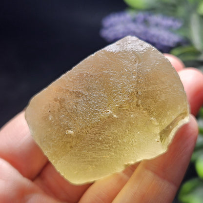 Libyan Desert Glass Specimen 74.66g, Cristobalite Inclusions
