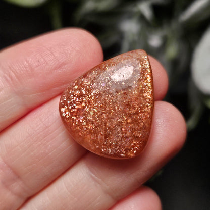 Rainbow Sunstone Crystal Cabochon, Natural Sunstone Cab, Shimmer, Flash, Polished Gemstone, Jewelry Stone