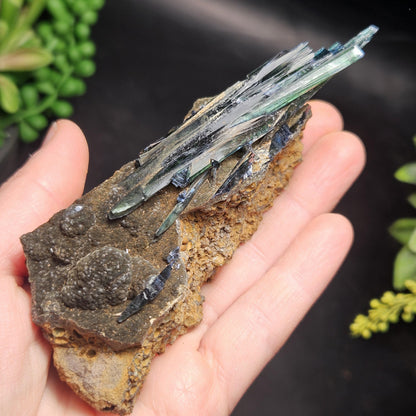Vivianite Crystal Cluster 144.18g, Vivianite Specimen, Raw Blue