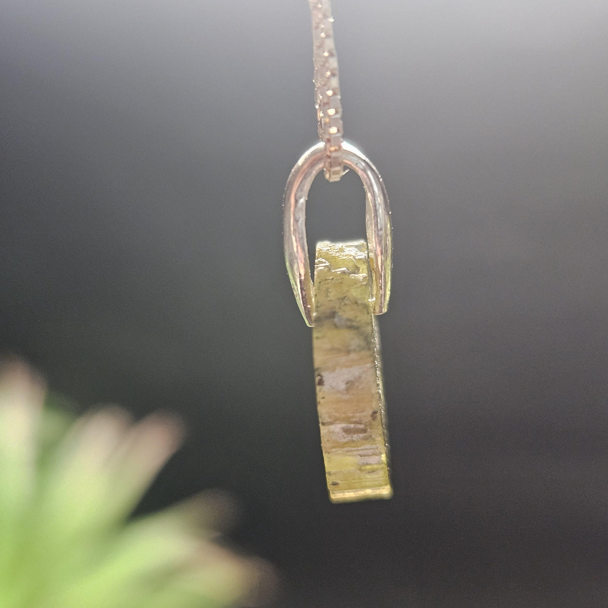 Green Tourmaline Slice Pendant (20x13mm)
