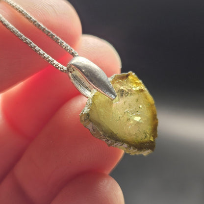 Green Tourmaline Slice Pendant (20x13mm)