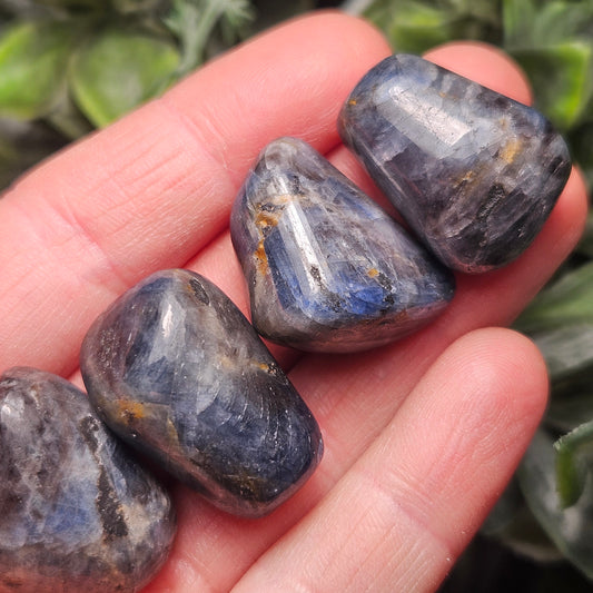 Blue Sapphire Crystal
