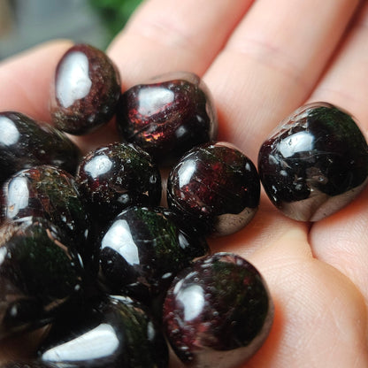 Almandine Garnet Tumbled